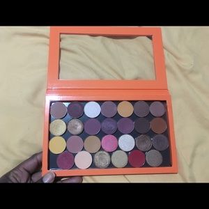 Z Palette & Eyeshadow assortment